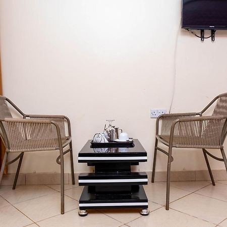 Airport Unique Hotel Entebbe Dış mekan fotoğraf