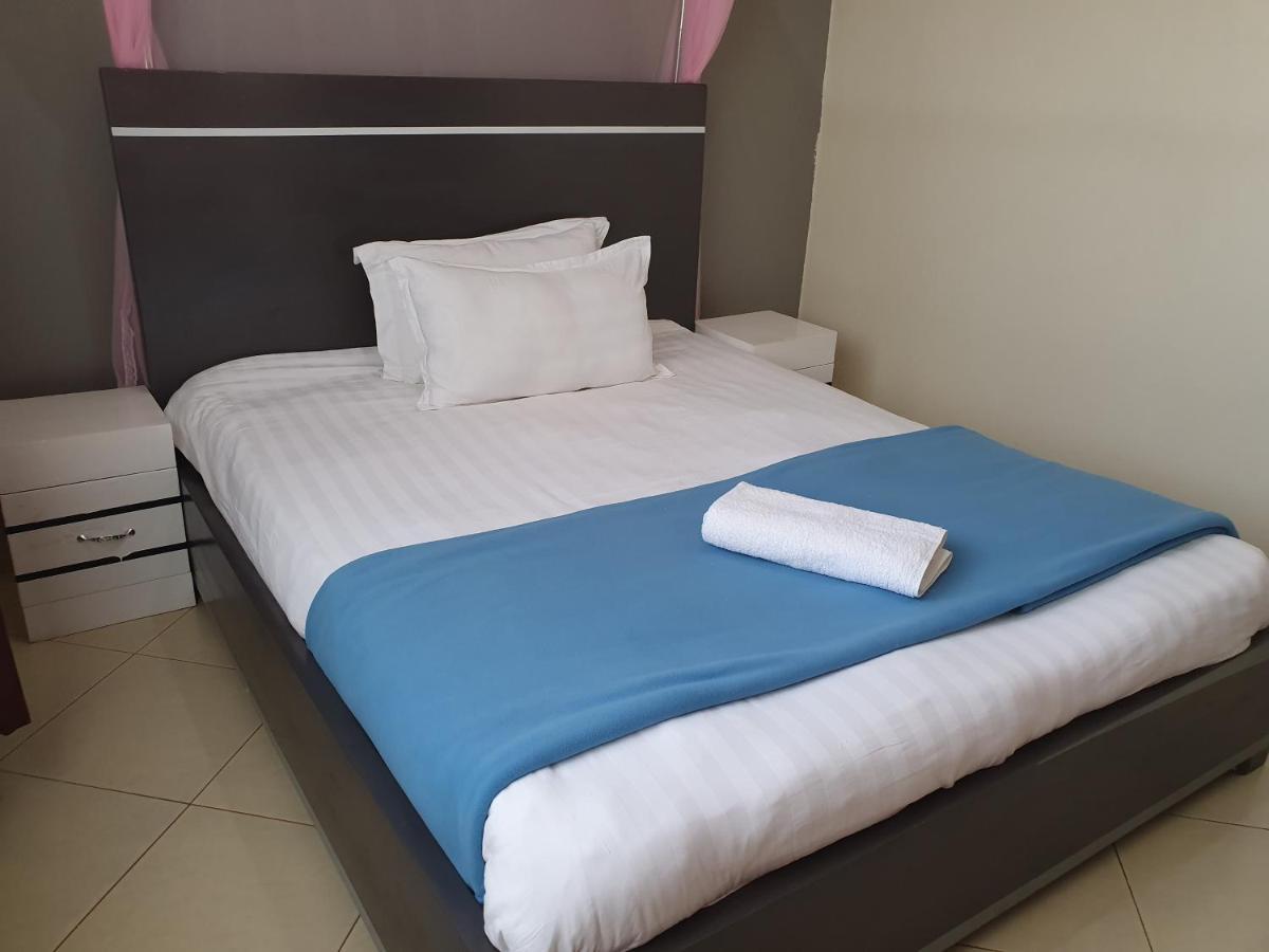 Airport Unique Hotel Entebbe Dış mekan fotoğraf