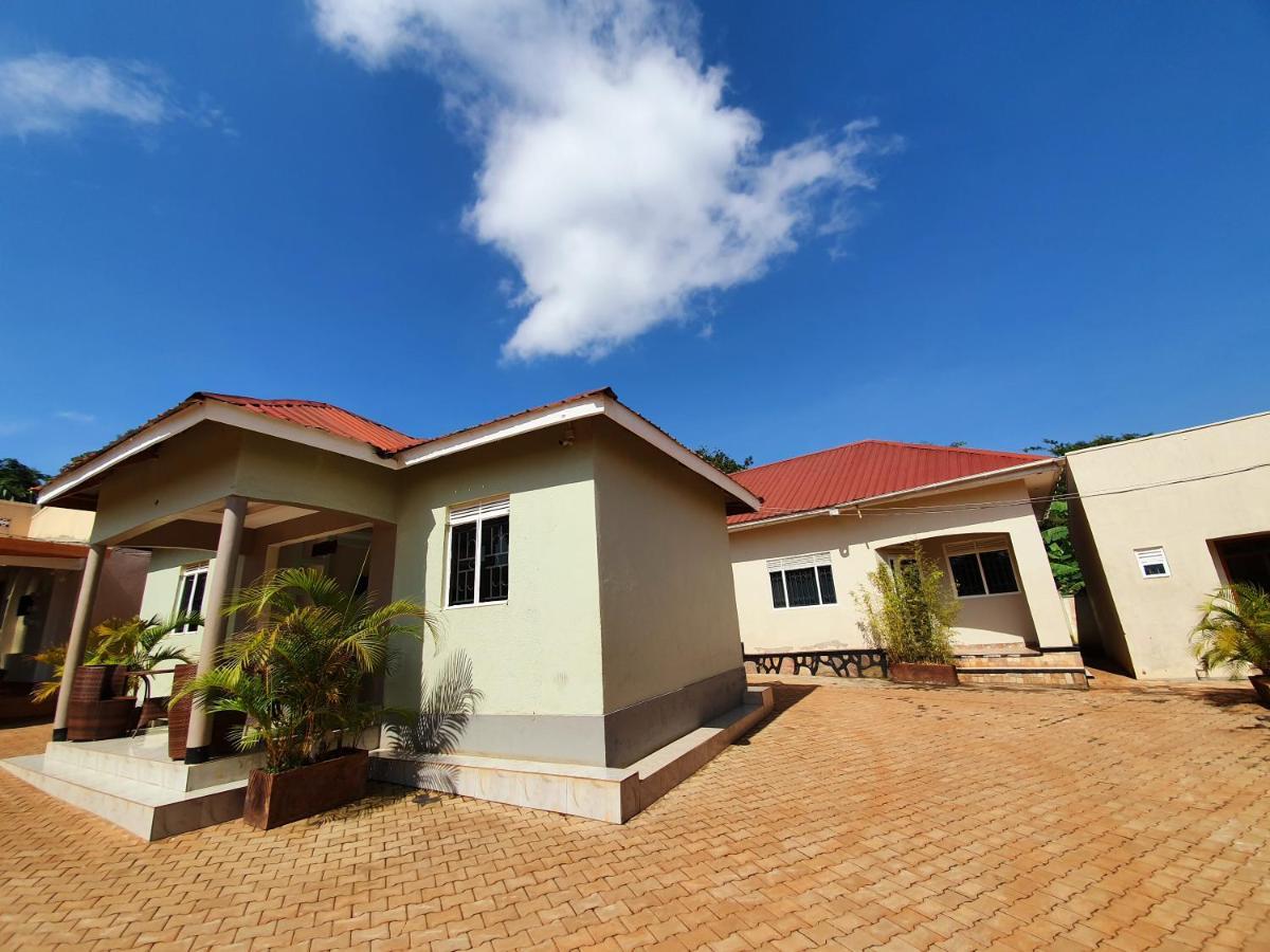 Airport Unique Hotel Entebbe Dış mekan fotoğraf